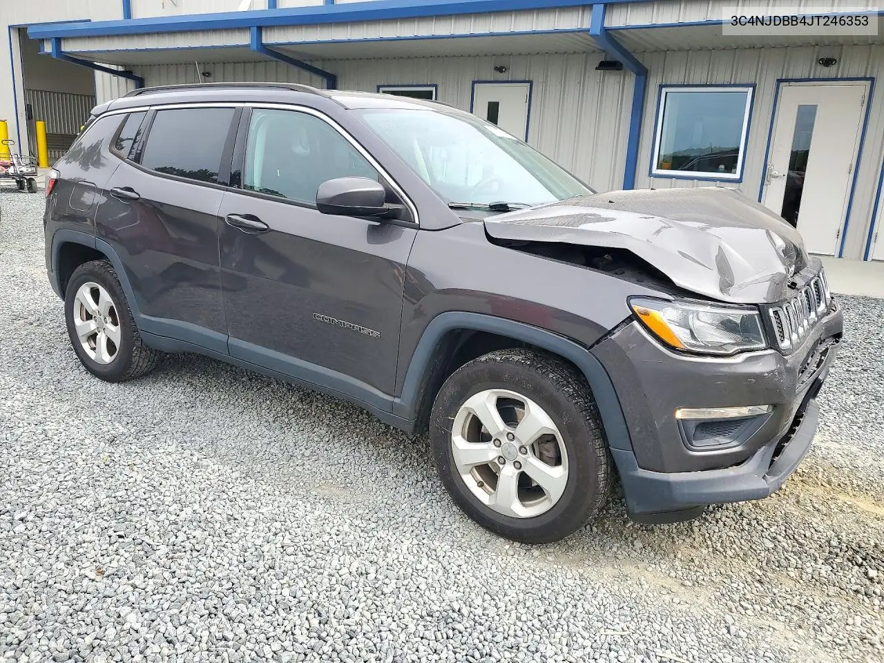 2018 JEEP COMPASS VIN 3C4NJDBB4JT246353 — фото 4