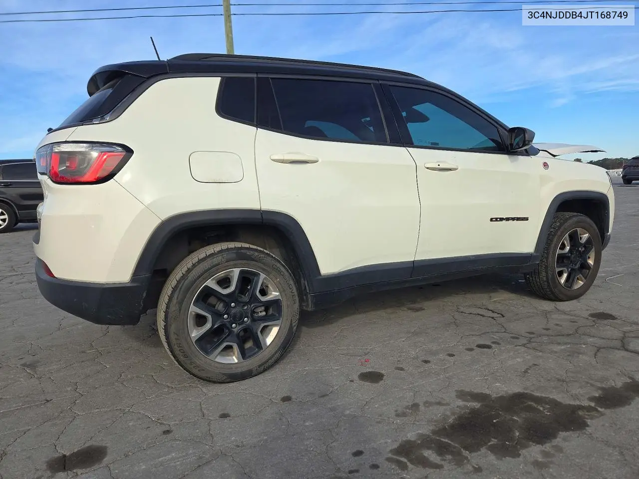 2018 JEEP COMPASS VIN 3C4NJDDB4JT168749 — фото 3