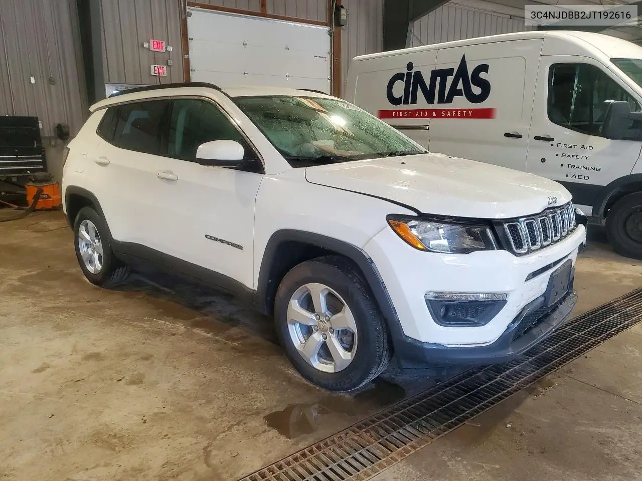 2018 JEEP COMPASS VIN 3C4NJDBB2JT192616 — фото 4