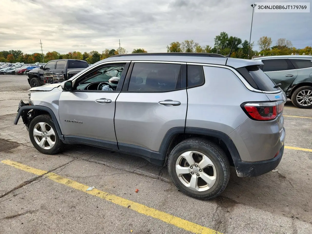2018 JEEP COMPASS VIN 3C4NJDBB6JT179769 — фото 2