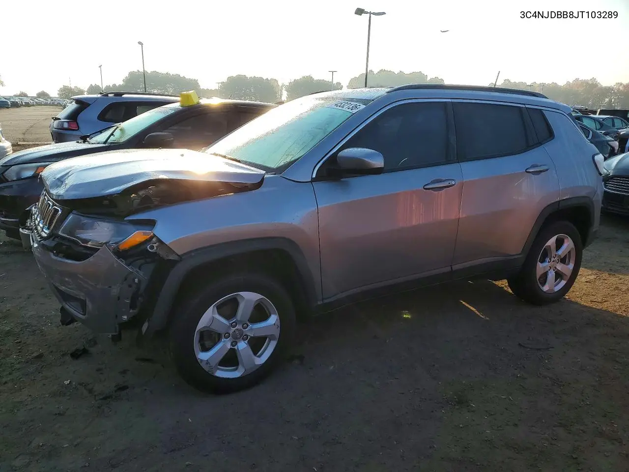 JEEP COMPASS 2018, VIN 3C4NJDBB8JT103289