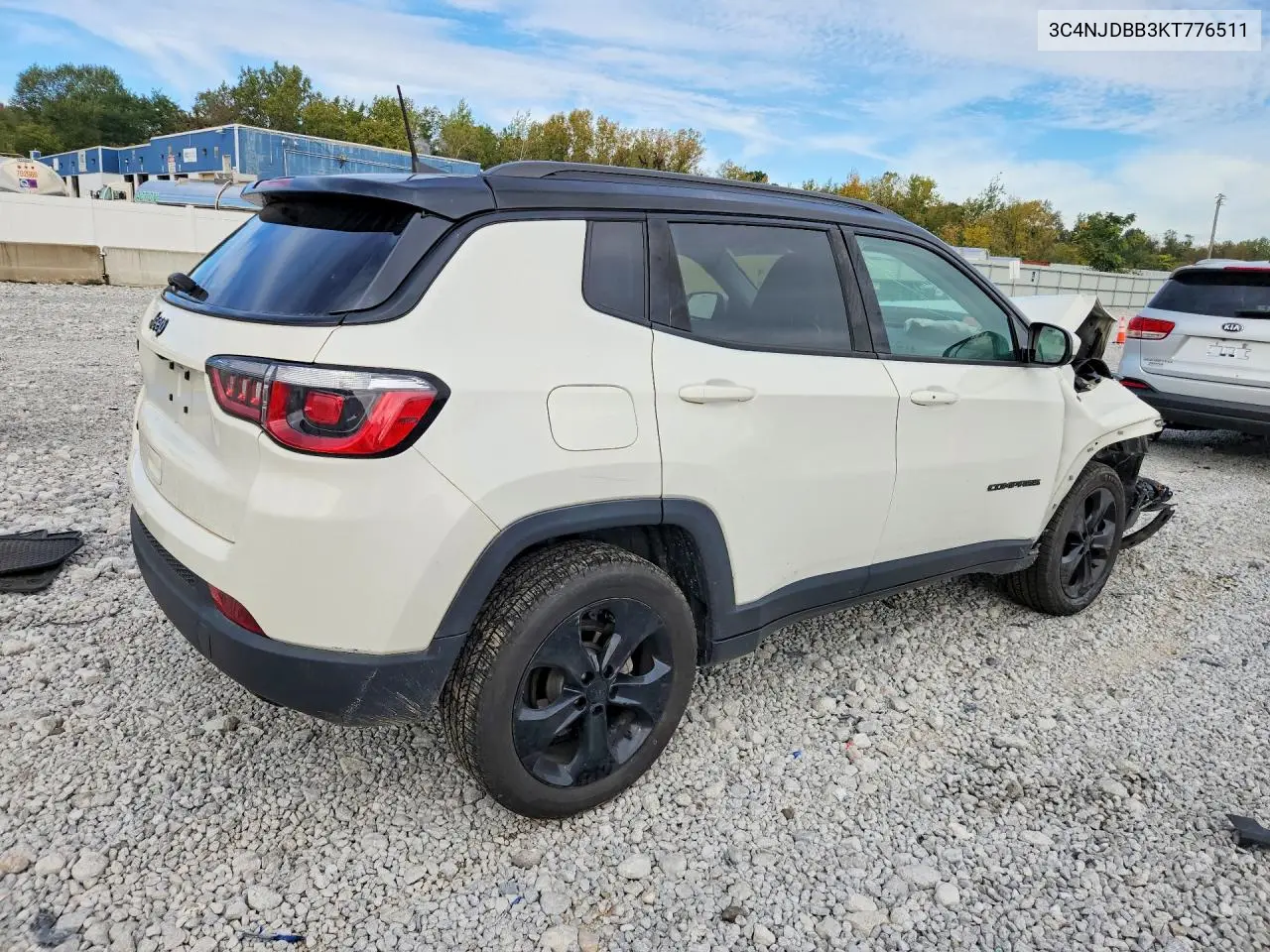 2019 JEEP COMPASS VIN 3C4NJDBB3KT776511 — фото 3