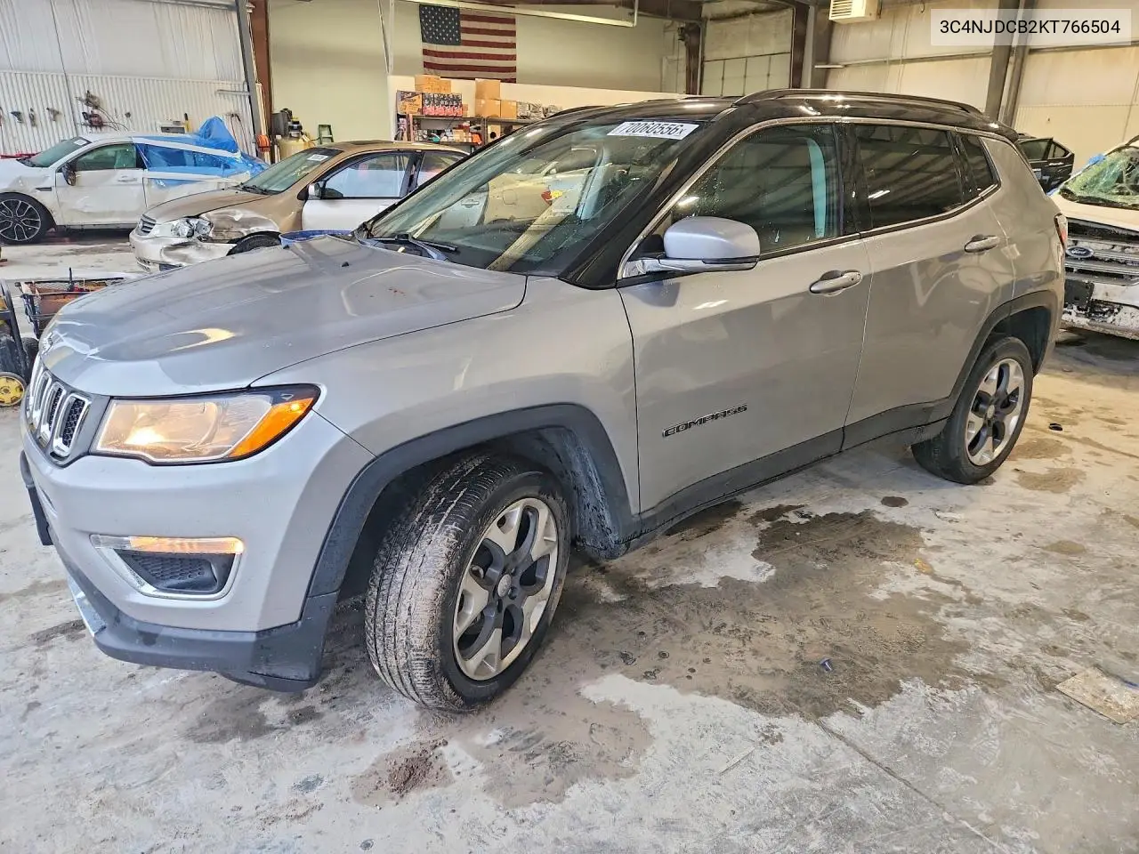 JEEP COMPASS 2019, VIN 3C4NJDCB2KT766504