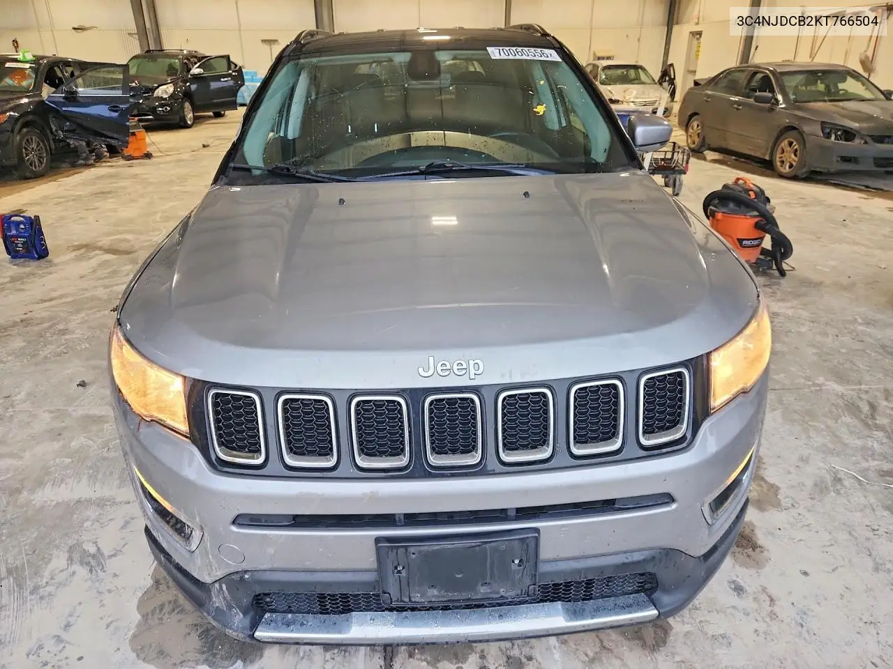 2019 JEEP COMPASS VIN 3C4NJDCB2KT766504 — фото 5