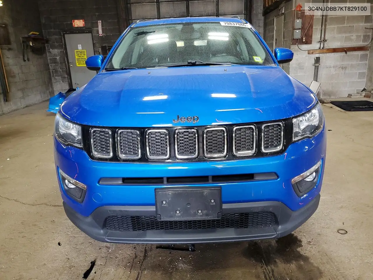 2019 JEEP COMPASS VIN 3C4NJDBB7KT829100 — фото 5