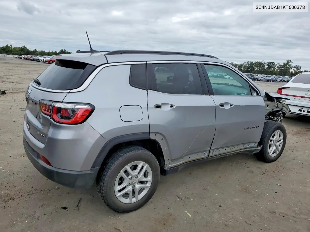 2019 JEEP COMPASS VIN 3C4NJDAB1KT600378 — фото 3