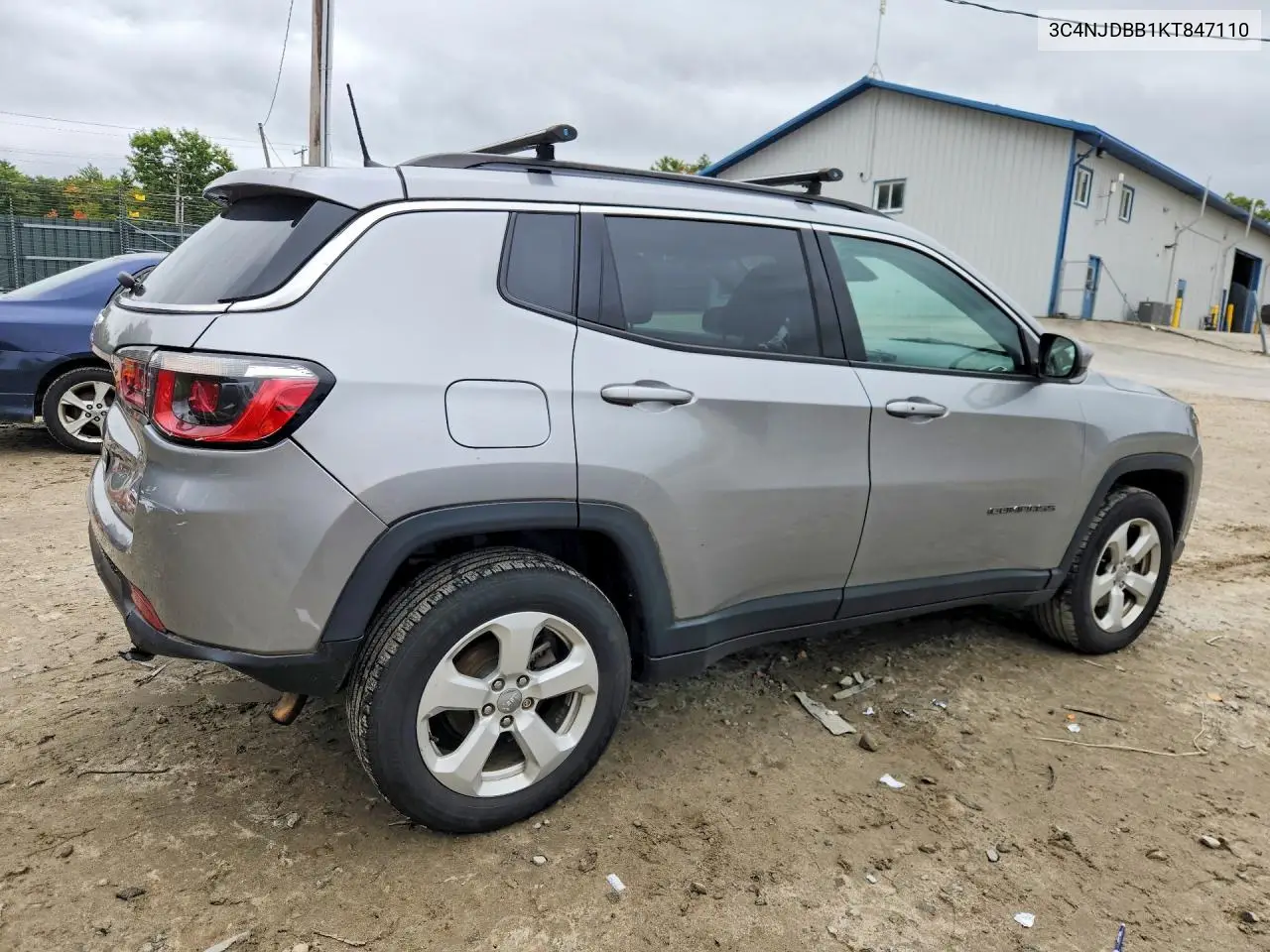 2019 JEEP COMPASS VIN 3C4NJDBB1KT847110 — фото 3
