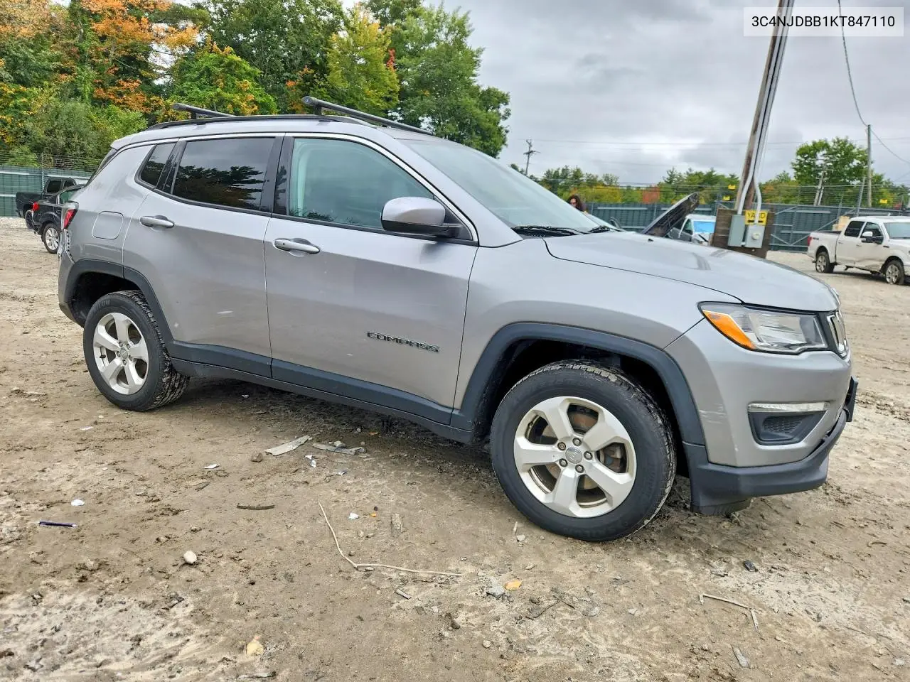 2019 JEEP COMPASS VIN 3C4NJDBB1KT847110 — фото 4