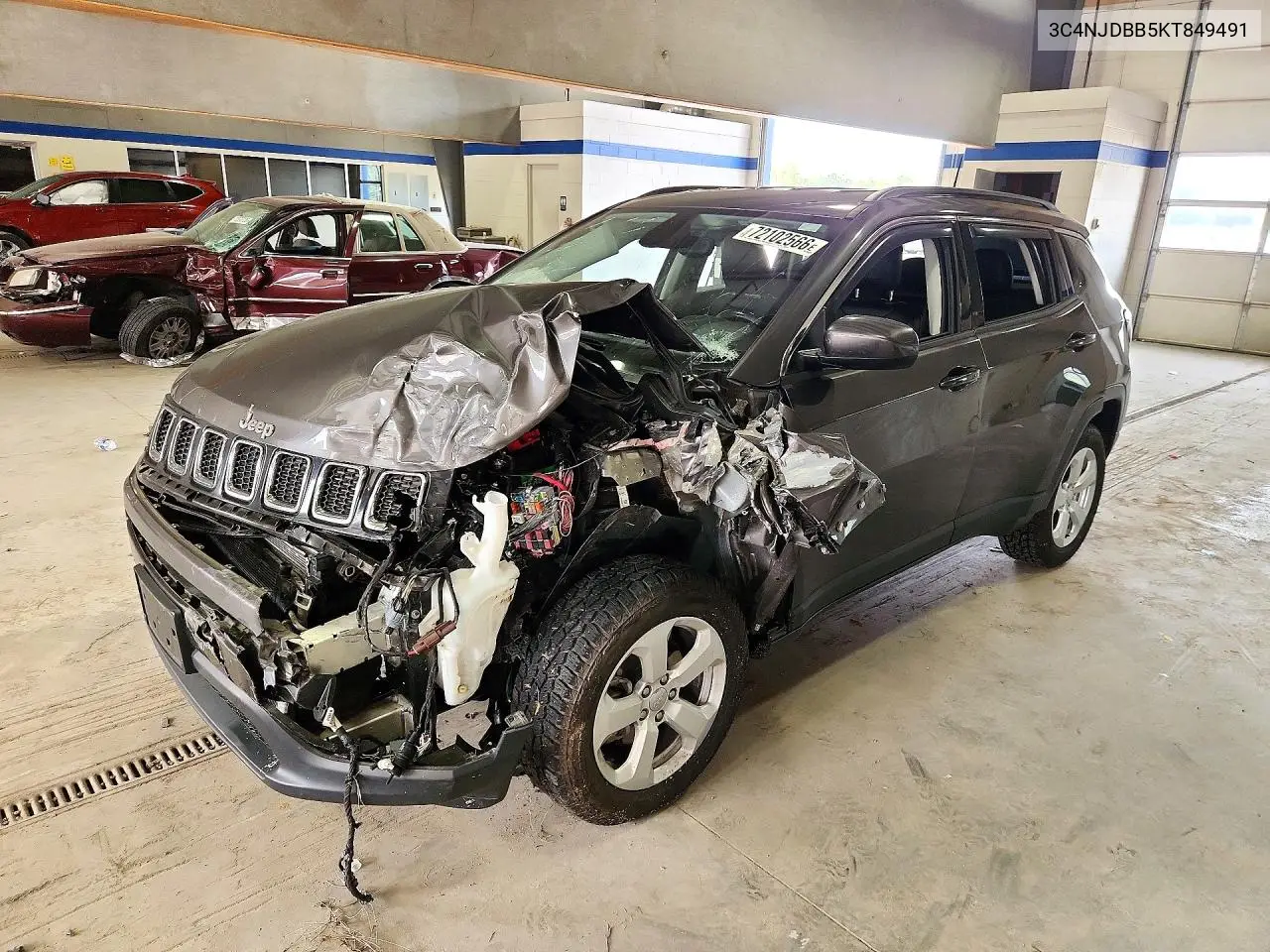 JEEP COMPASS 2019, VIN 3C4NJDBB5KT849491