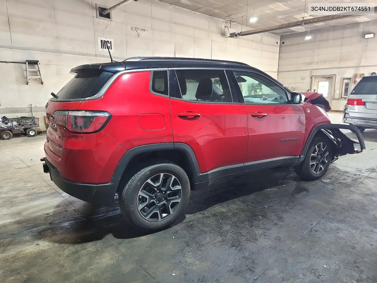 2019 JEEP COMPASS VIN 3C4NJDDB2KT674551 — фото 3