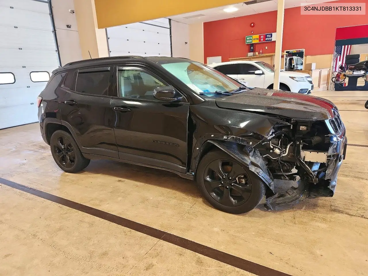 2019 JEEP COMPASS VIN 3C4NJDBB1KT813331 — фото 2