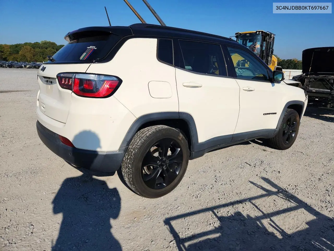 2019 JEEP COMPASS VIN 3C4NJDBB0KT697667 — фото 3