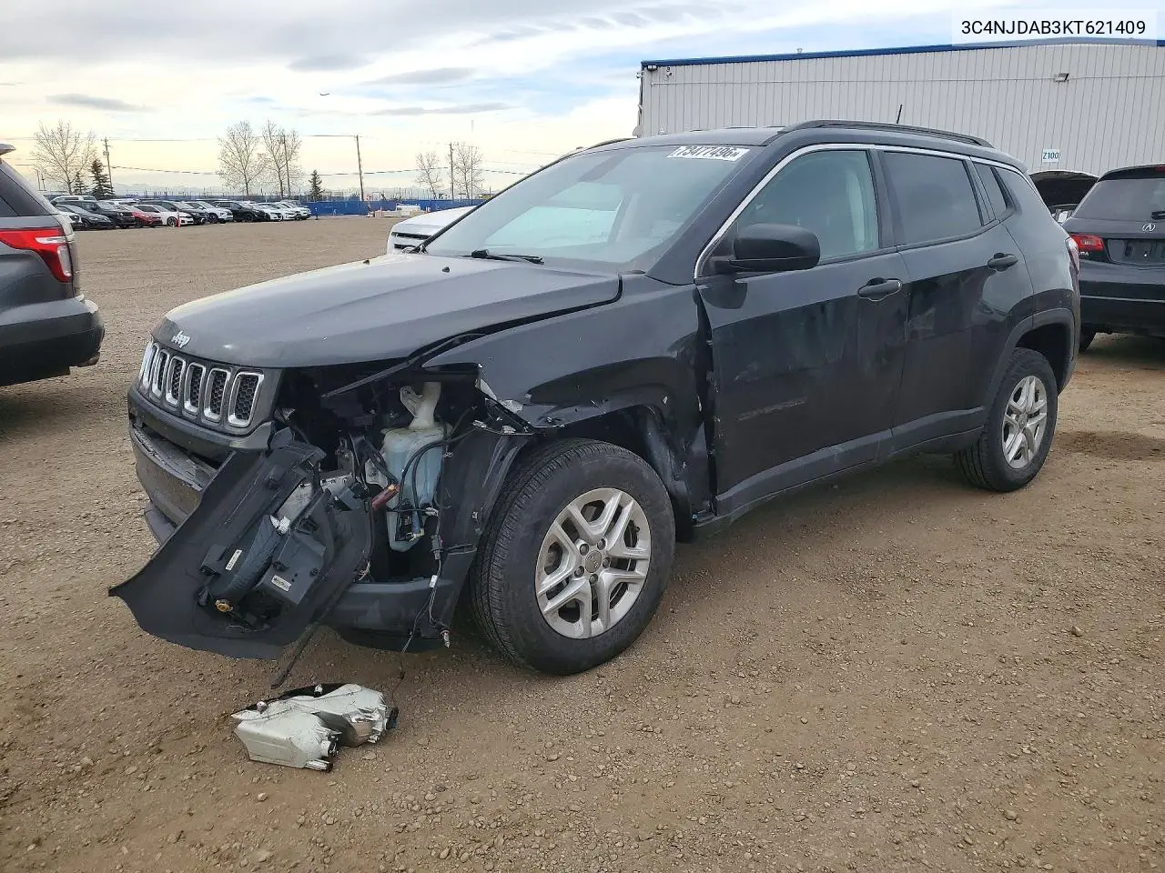 JEEP COMPASS 2019, VIN 3C4NJDAB3KT621409