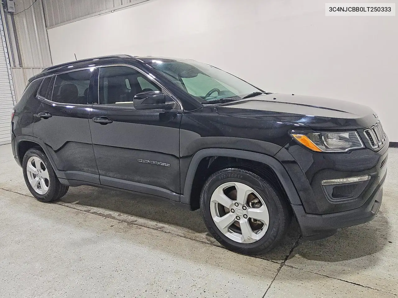 2020 JEEP COMPASS VIN 3C4NJCBB0LT250333 — фото 4