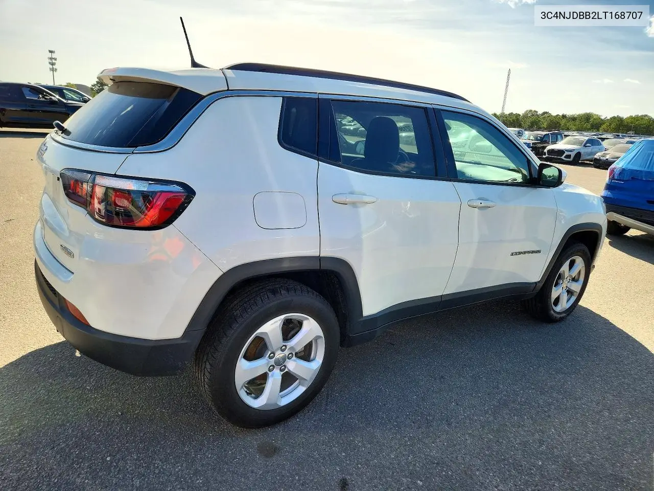 2020 JEEP COMPASS VIN 3C4NJDBB2LT168707 — фото 3