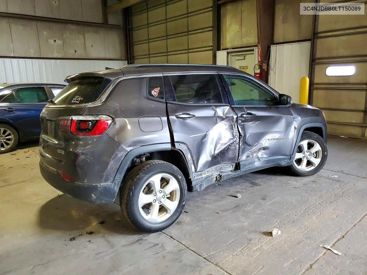 2020 JEEP COMPASS VIN 3C4NJDBB0LT150089 — фото 3