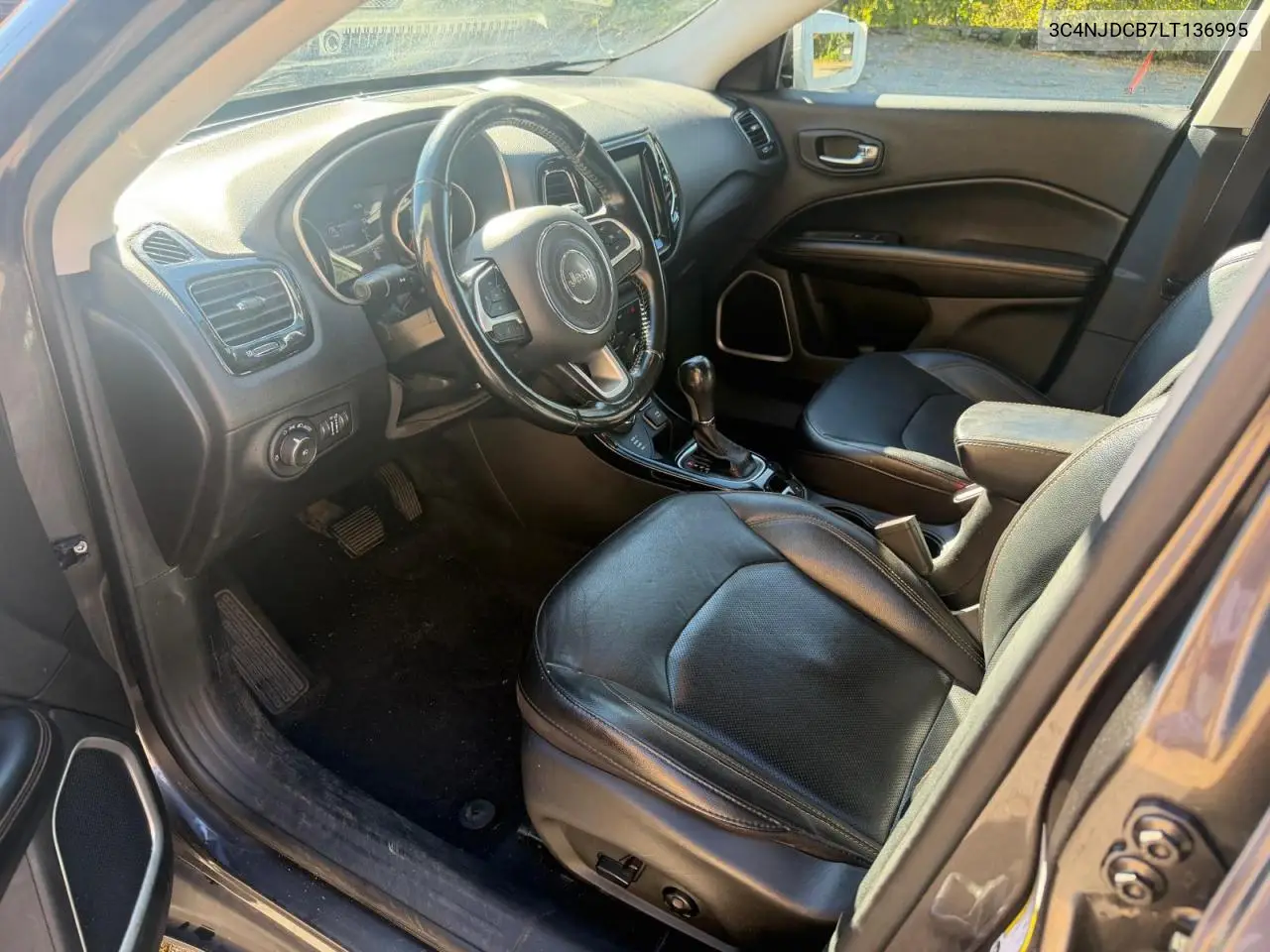 2020 JEEP COMPASS VIN 3C4NJDCB7LT136995 — фото 5