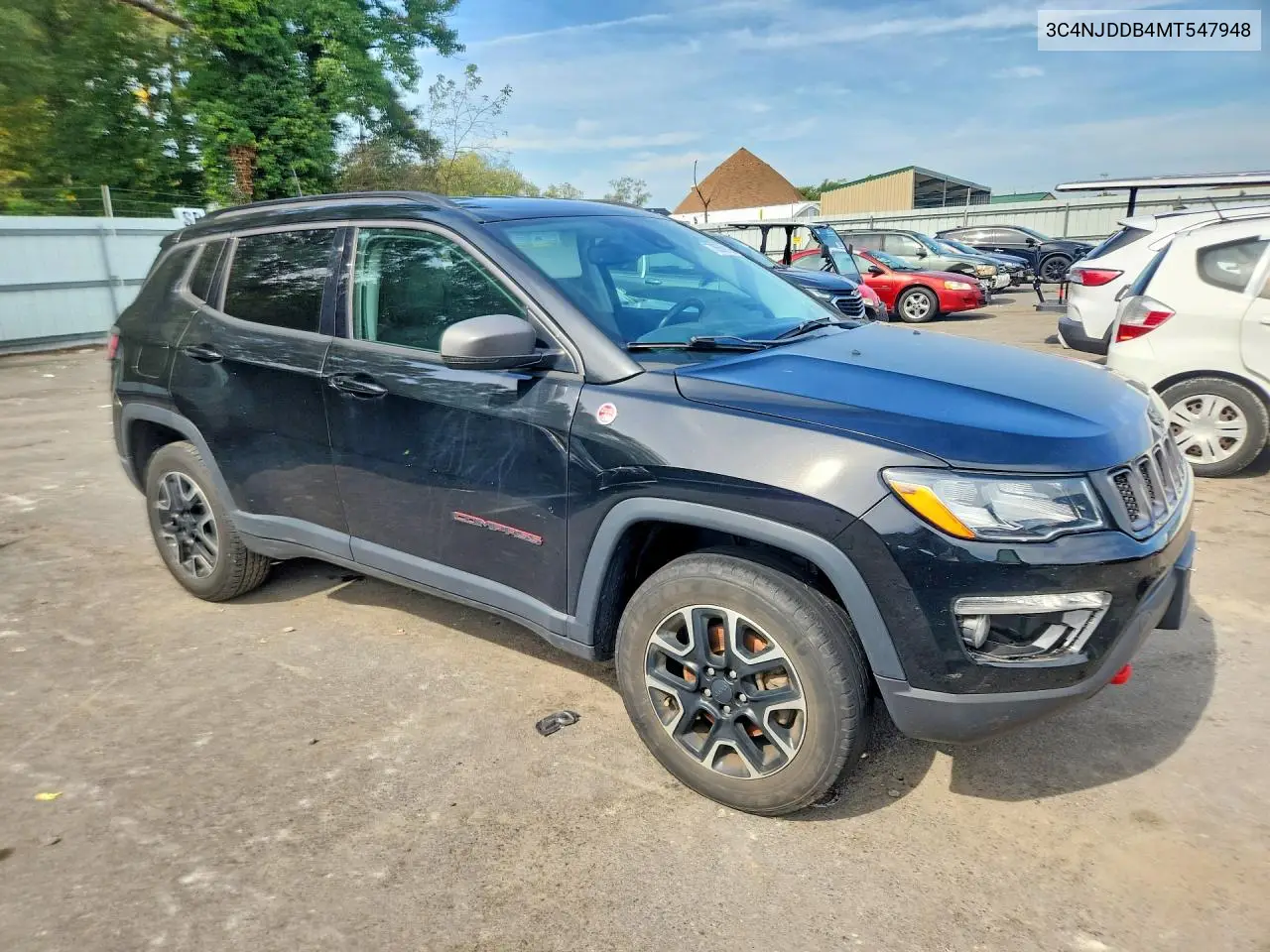 2021 JEEP COMPASS VIN 3C4NJDDB4MT547948 — фото 4