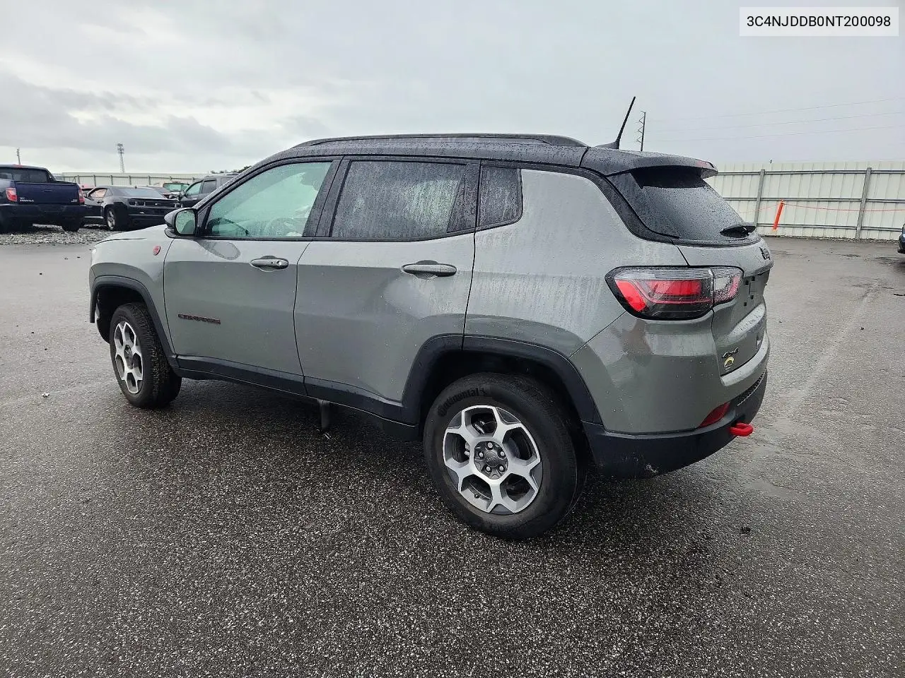 2022 JEEP COMPASS VIN 3C4NJDDB0NT200098 — фото 2