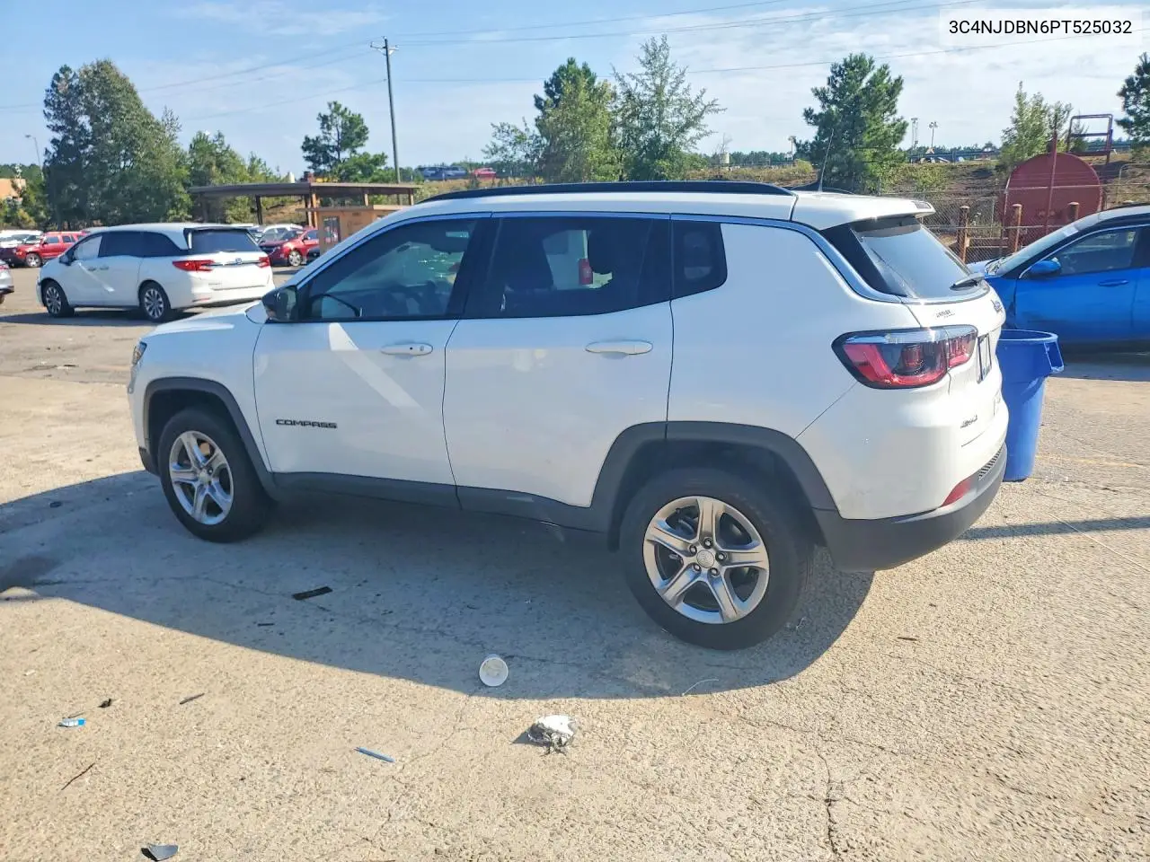 2023 JEEP COMPASS VIN 3C4NJDBN6PT525032 — фото 2