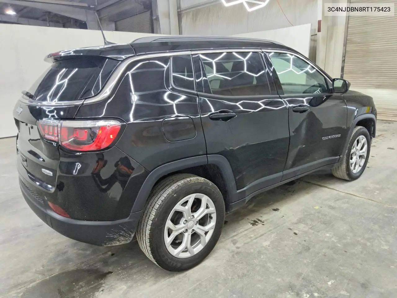 2024 JEEP COMPASS VIN 3C4NJDBN8RT175423 — фото 3