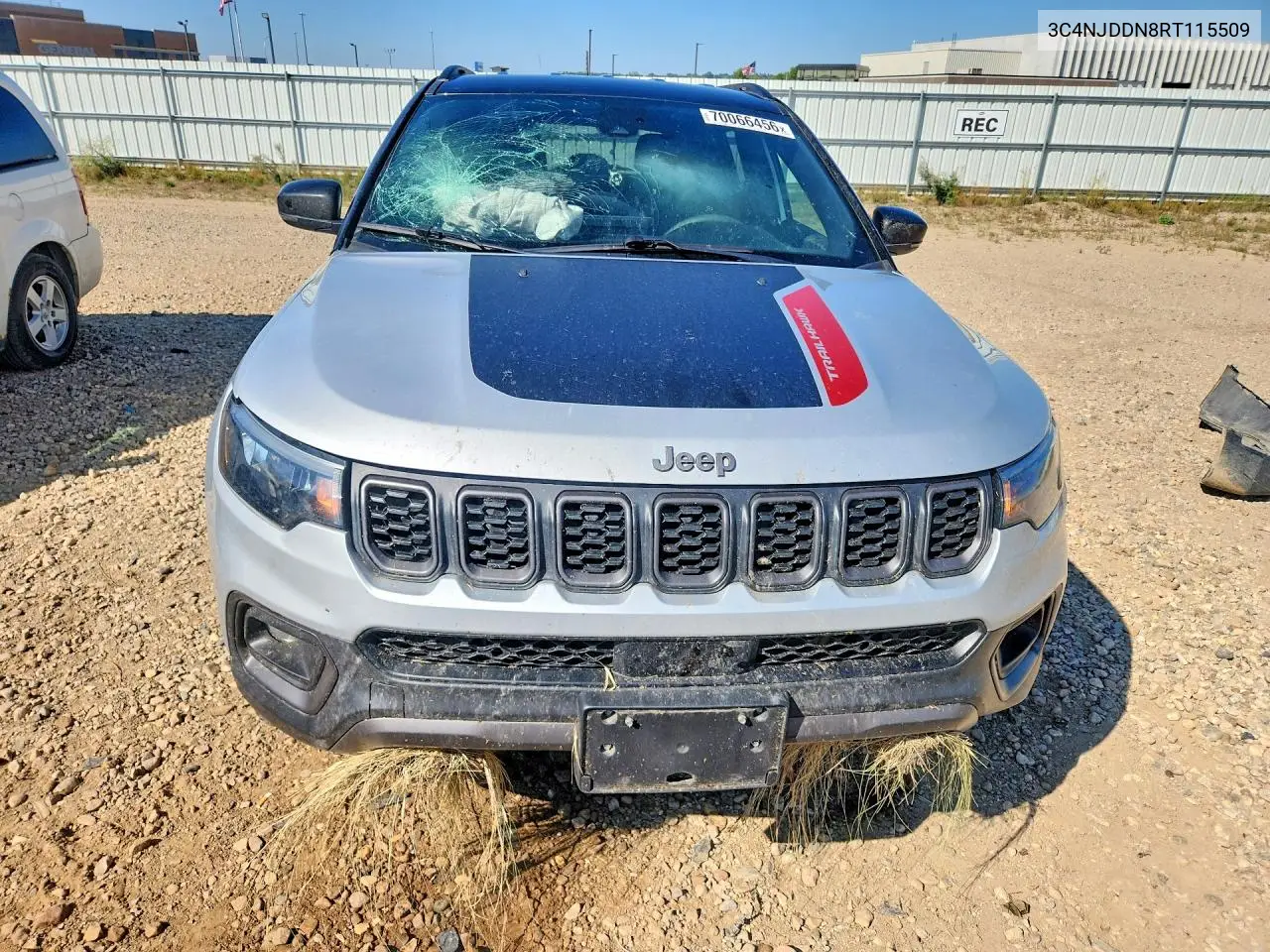 2024 JEEP COMPASS VIN 3C4NJDDN8RT115509 — фото 5