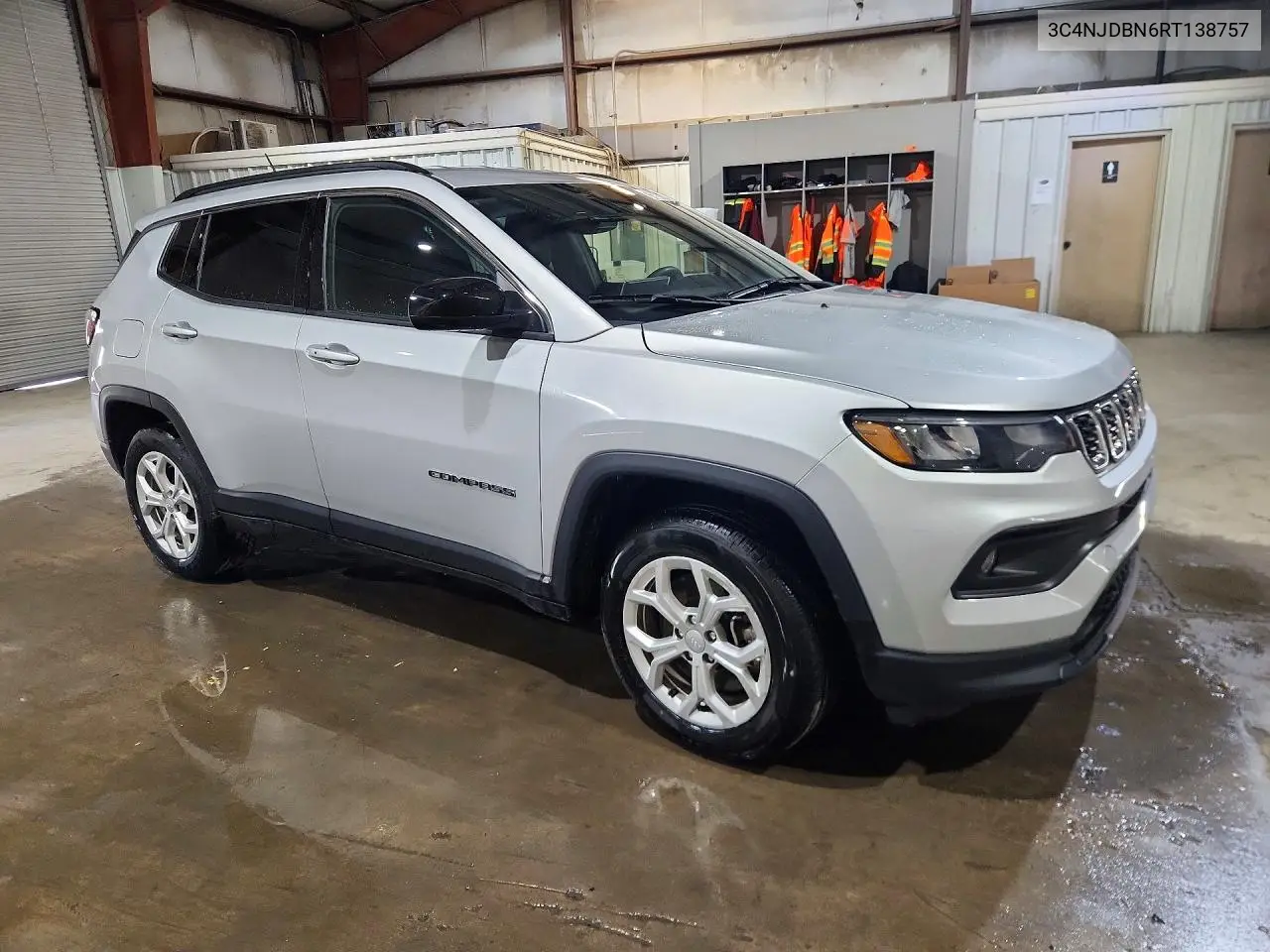 2024 JEEP COMPASS VIN 3C4NJDBN6RT138757 — фото 4