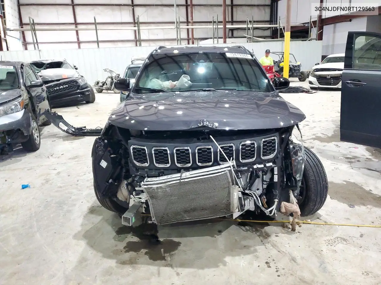 2024 JEEP COMPASS VIN 3C4NJDFN0RT129563 — фото 5