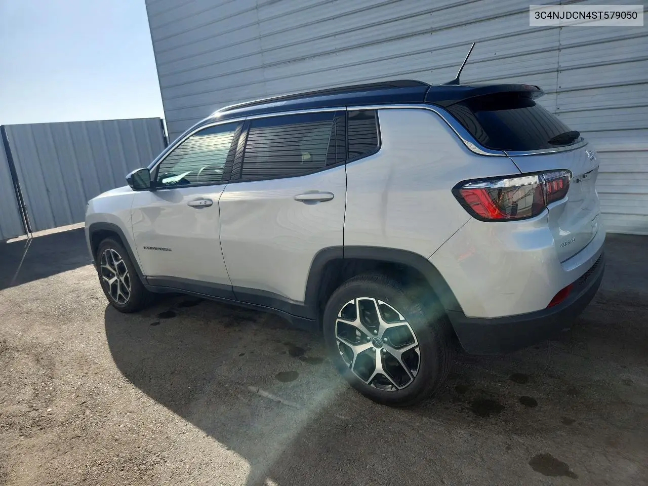 2025 JEEP COMPASS VIN 3C4NJDCN4ST579050 — фото 2