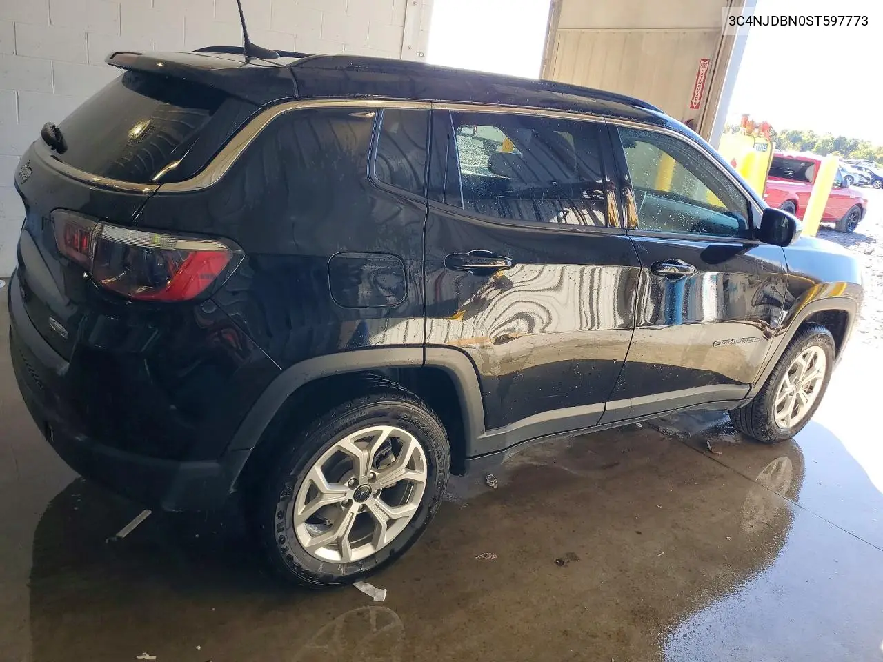 2025 JEEP COMPASS VIN 3C4NJDBN0ST597773 — фото 3