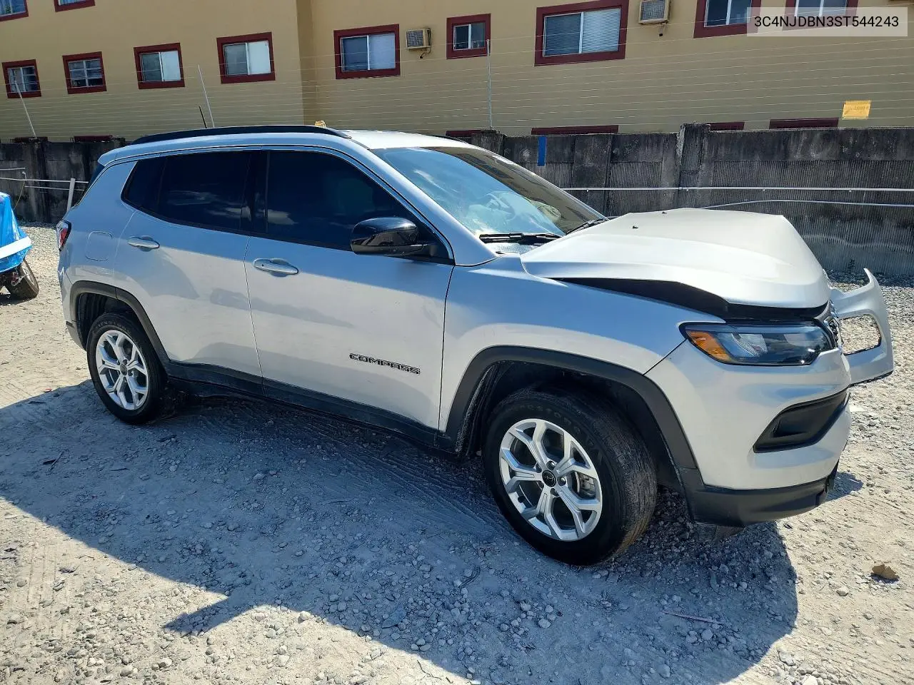 2025 JEEP COMPASS VIN 3C4NJDBN3ST544243 — фото 4