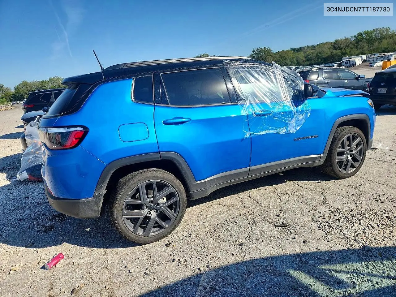 2026 JEEP COMPASS VIN 3C4NJDCN7TT187780 — фото 3