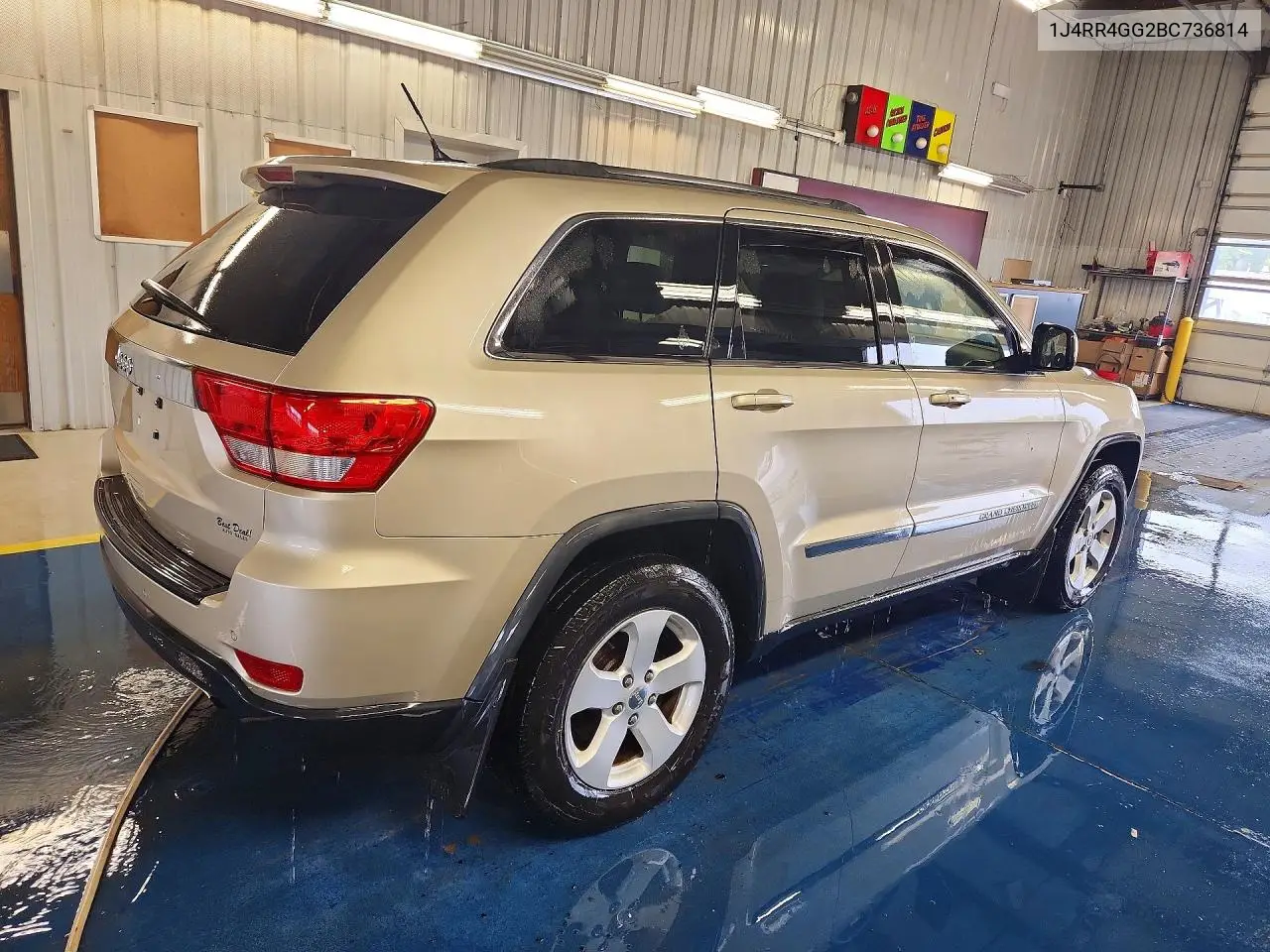 2011 JEEP GRAND CHEROKEE VIN 1J4RR4GG2BC736814 — фото 3