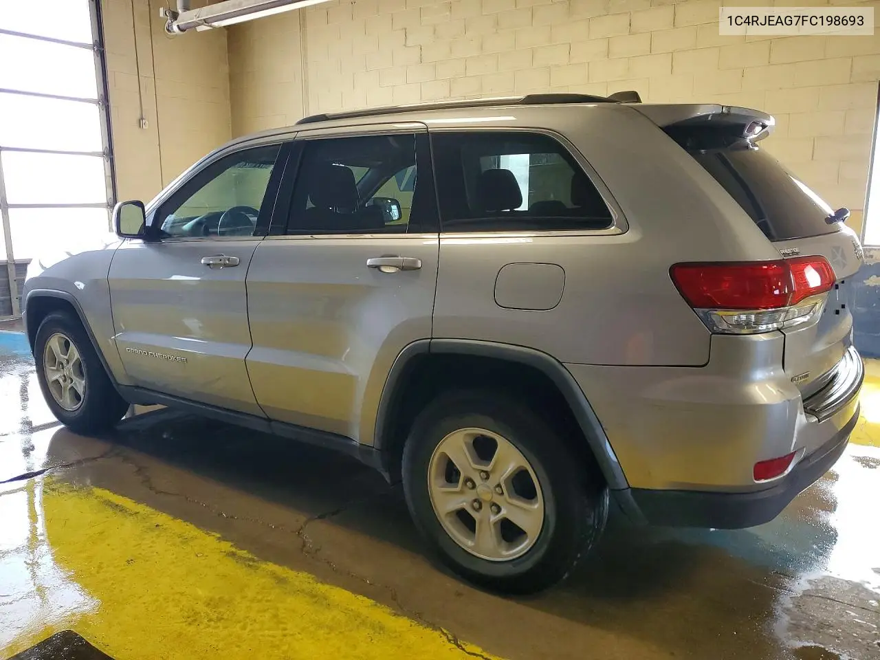 2015 JEEP GRAND CHEROKEE VIN 1C4RJEAG7FC198693 — фото 2