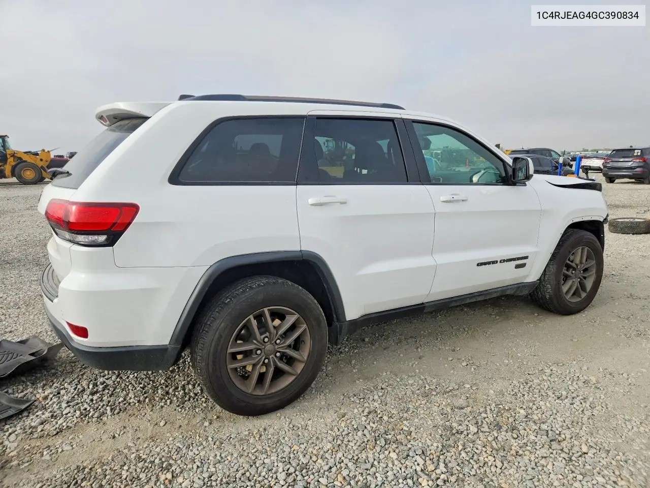 2016 JEEP GRAND CHEROKEE VIN 1C4RJEAG4GC390834 — фото 3