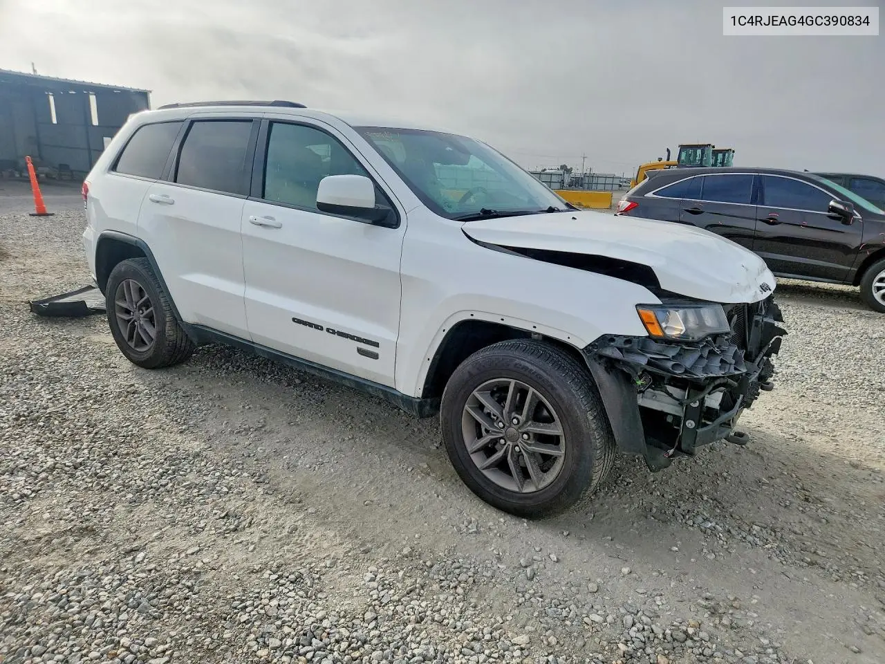2016 JEEP GRAND CHEROKEE VIN 1C4RJEAG4GC390834 — фото 4