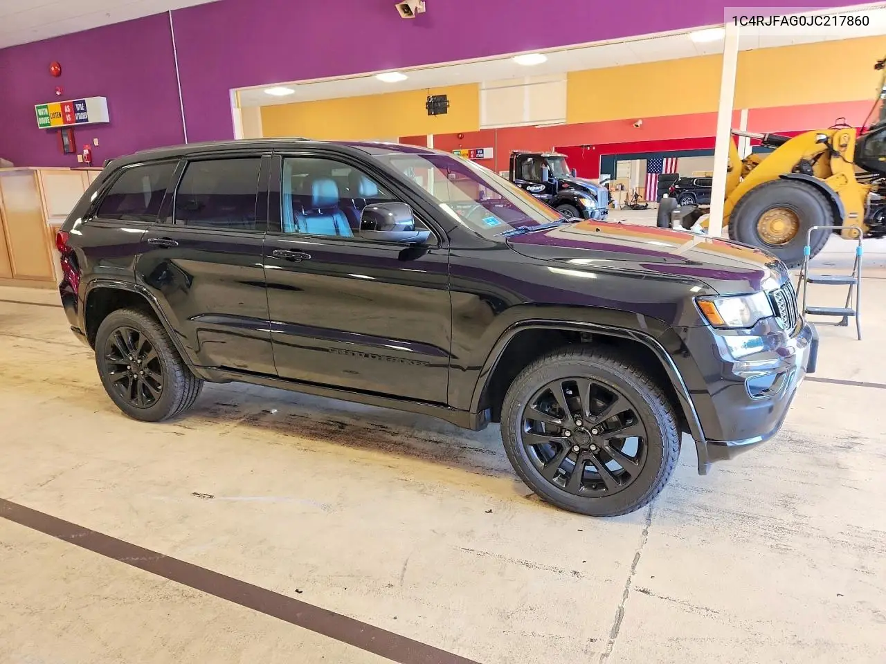 2018 JEEP GRAND CHEROKEE VIN 1C4RJFAG0JC217860 — фото 4