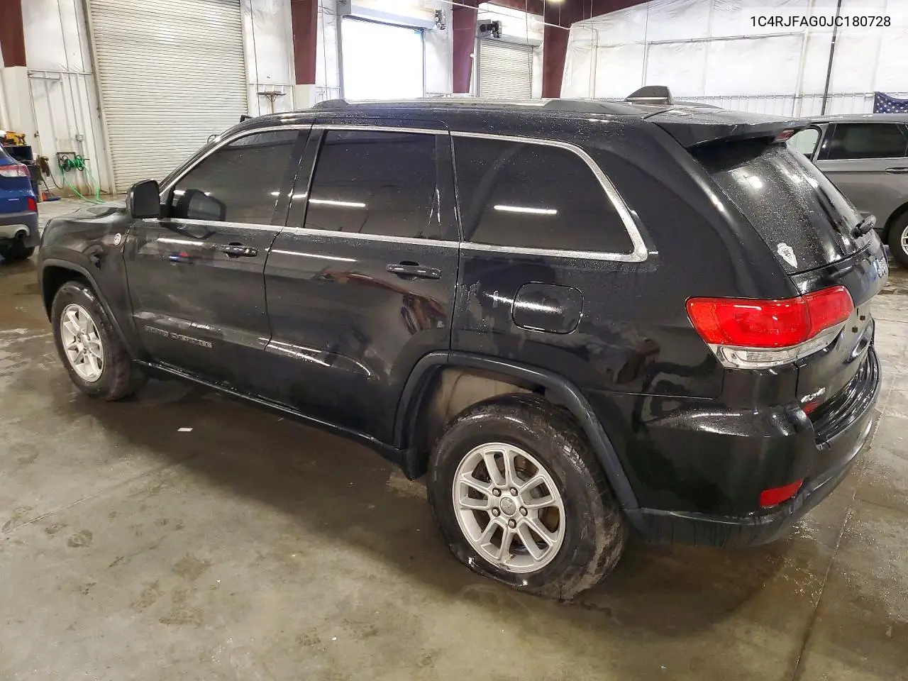 2018 JEEP GRAND CHEROKEE VIN 1C4RJFAG0JC180728 — фото 2