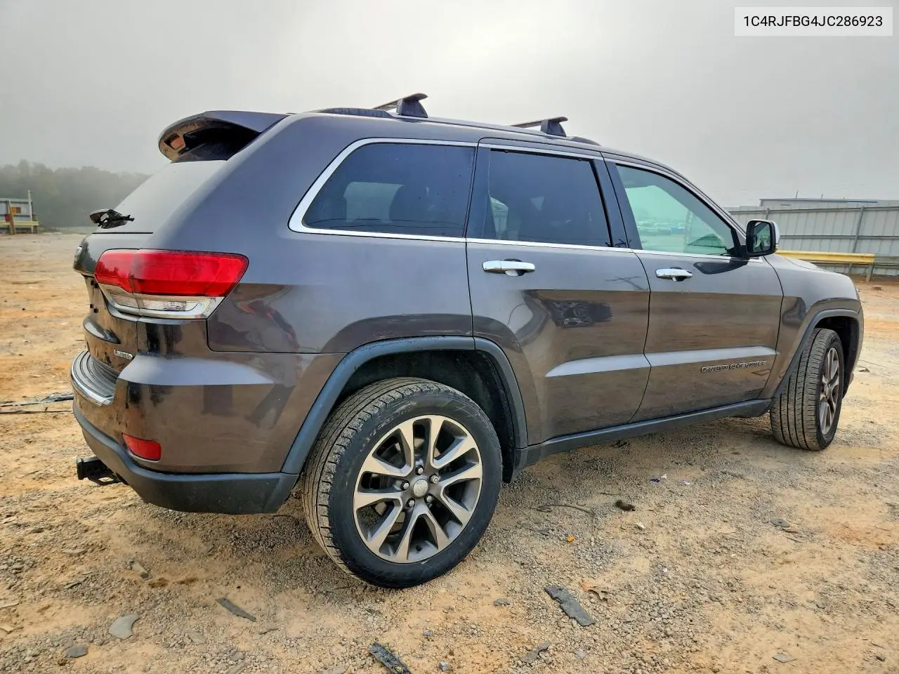 2018 JEEP GRAND CHEROKEE VIN 1C4RJFBG4JC286923 — фото 3
