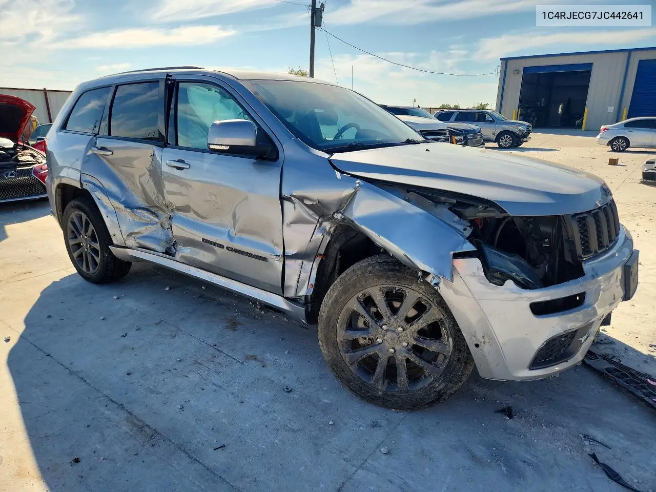 2018 JEEP GRAND CHEROKEE VIN 1C4RJECG7JC442641 — фото 4