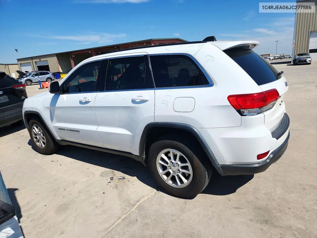 2018 JEEP GRAND CHEROKEE VIN 1C4RJEAG6JC277586 — фото 2