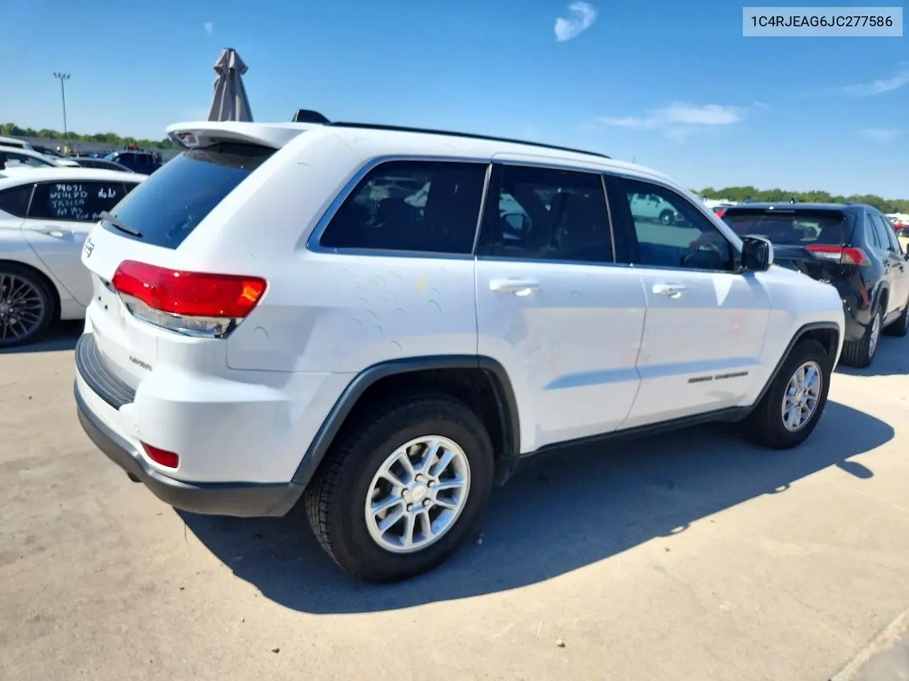 2018 JEEP GRAND CHEROKEE VIN 1C4RJEAG6JC277586 — фото 3