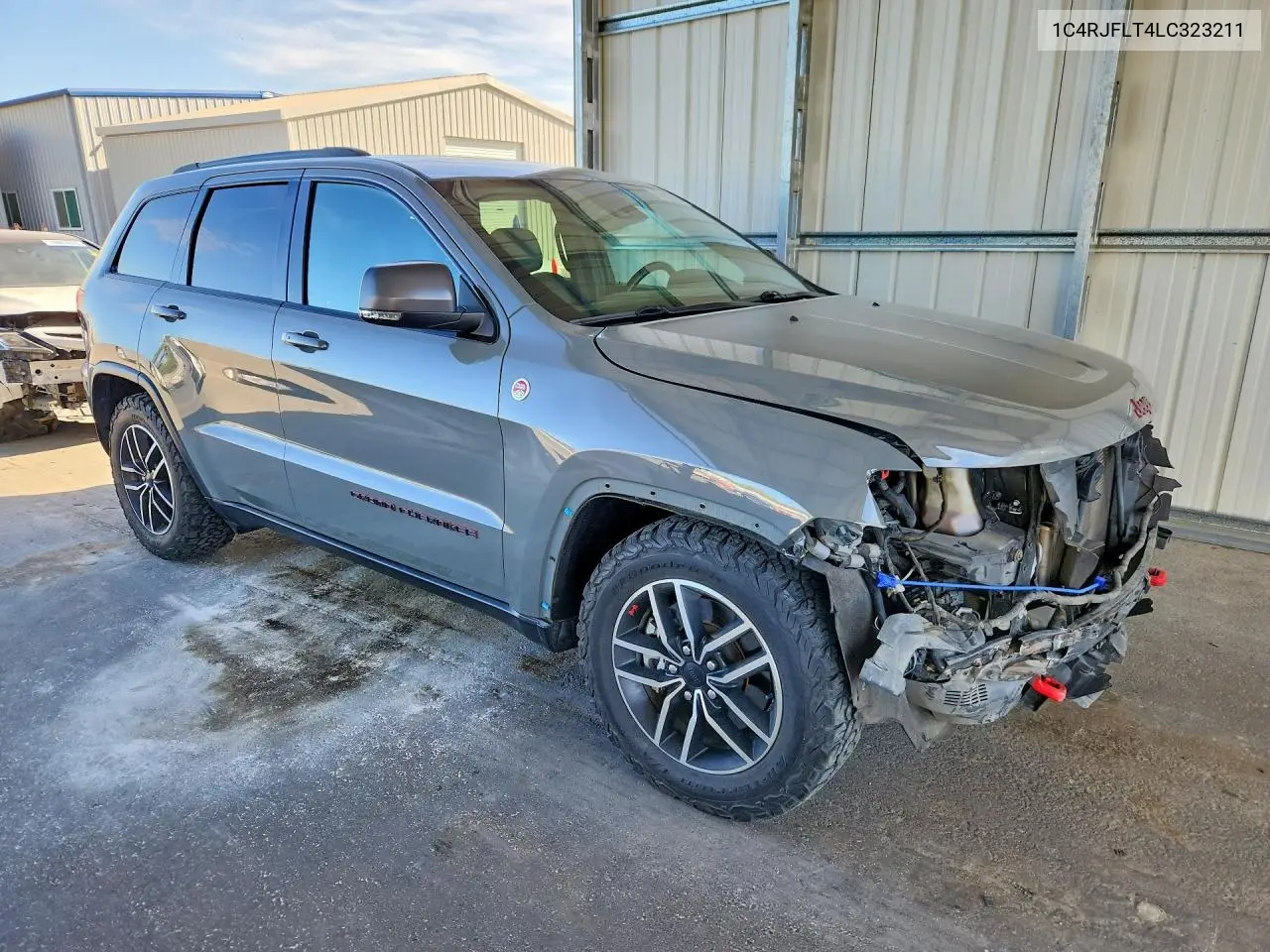 2020 JEEP GRAND CHEROKEE VIN 1C4RJFLT4LC323211 — фото 4