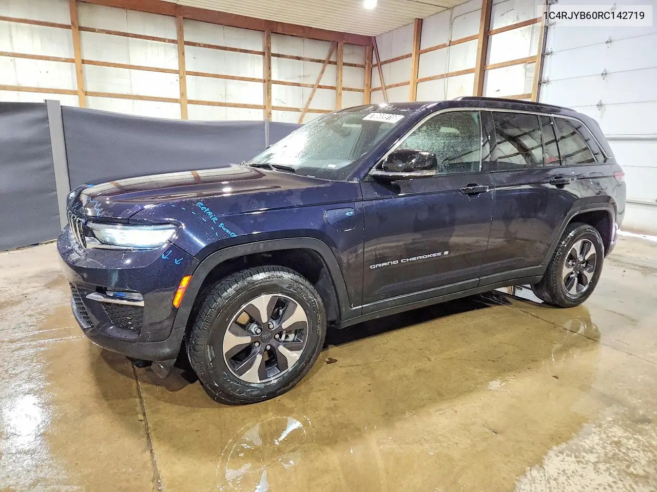 JEEP GRAND CHEROKEE 2024, VIN 1C4RJYB60RC142719