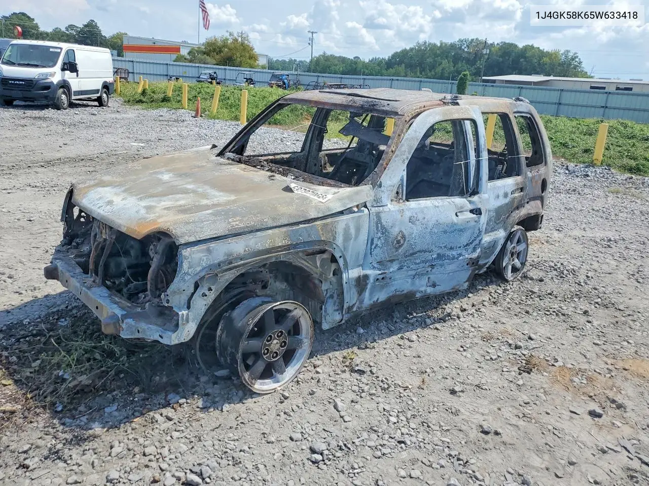 JEEP LIBERTY (NORTH AMERICA) 2005, VIN 1J4GK58K65W633418