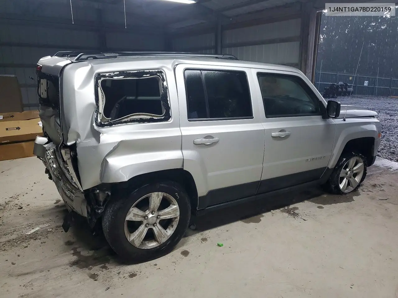 2011 JEEP LIBERTY (PATRIOT) VIN 1J4NT1GA7BD220159 — фото 3