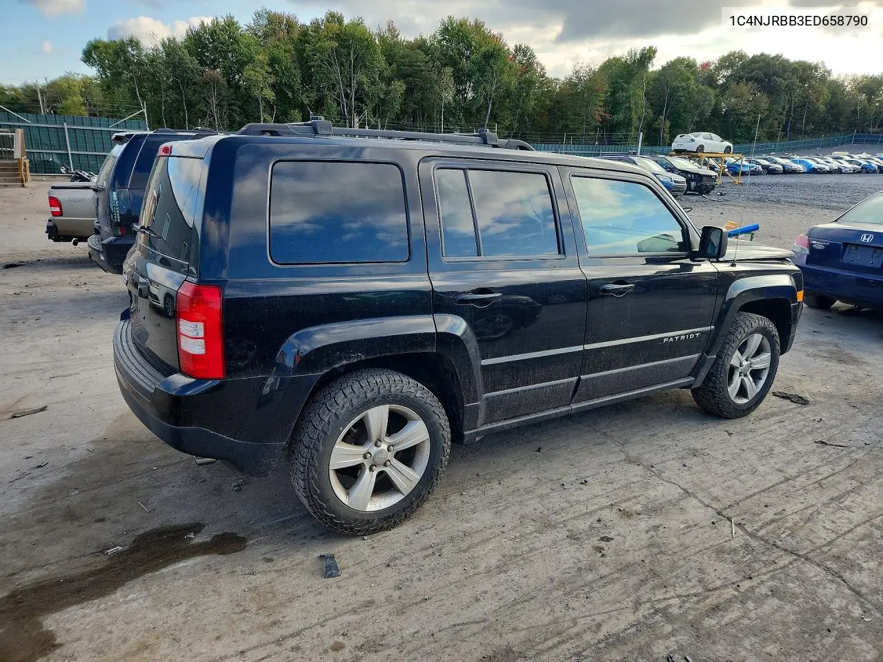 2014 JEEP LIBERTY (PATRIOT) VIN 1C4NJRBB3ED658790 — фото 3