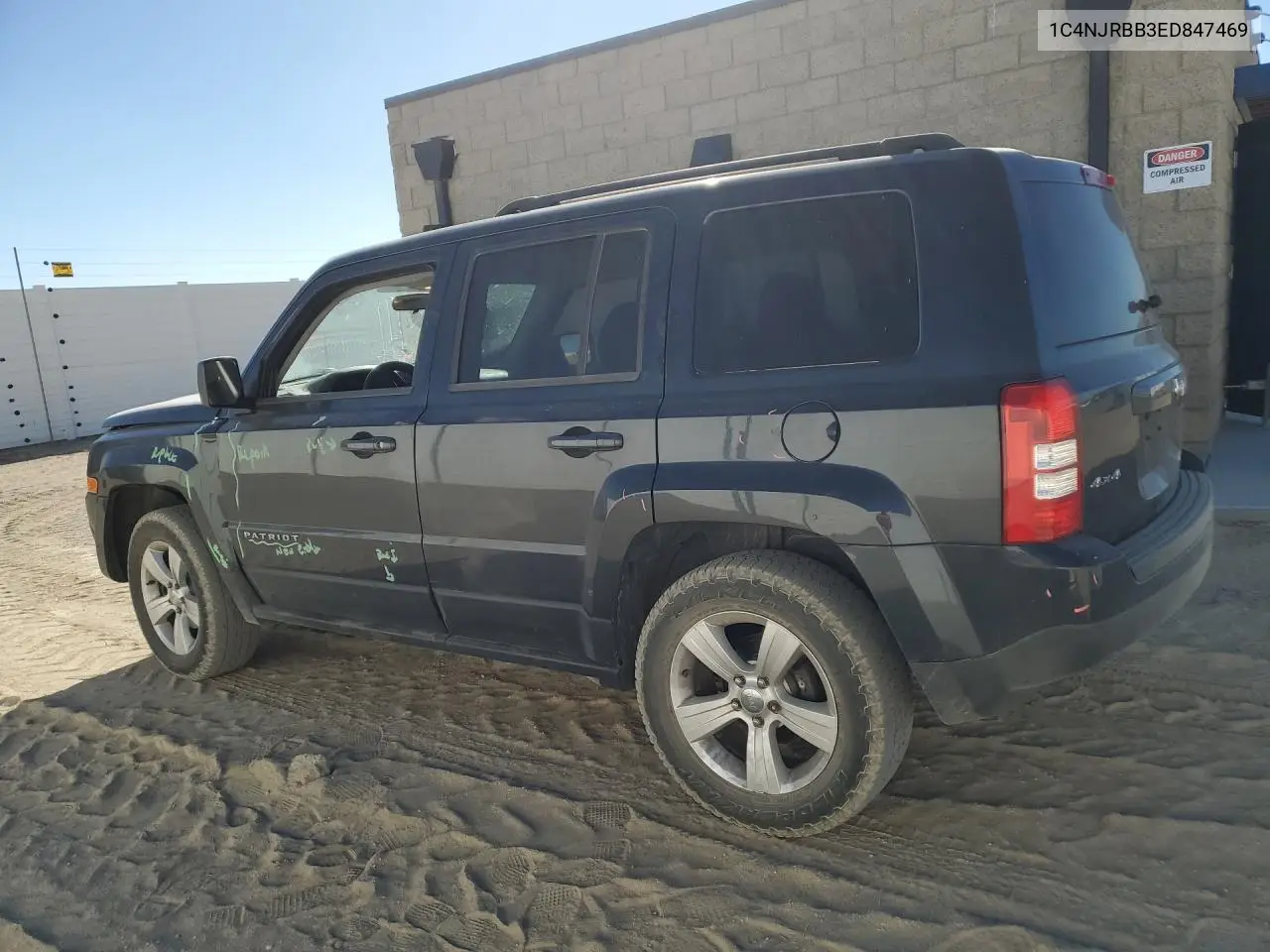 2014 JEEP LIBERTY (PATRIOT) VIN 1C4NJRBB3ED847469 — фото 2