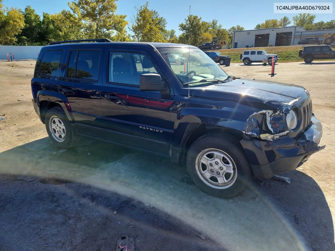 2016 JEEP LIBERTY (PATRIOT) VIN 1C4NJPBA4GD679324 — фото 4