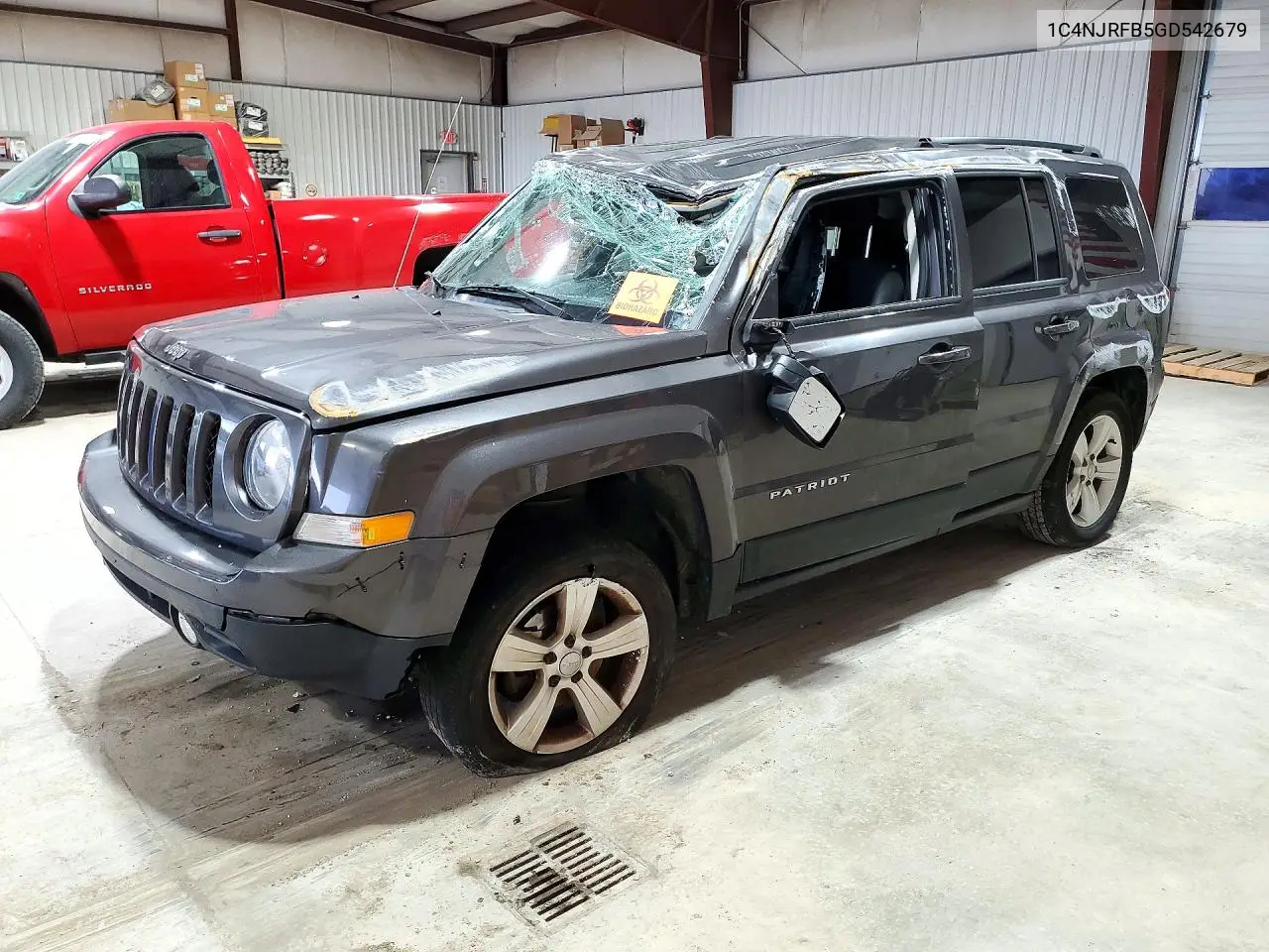 JEEP LIBERTY (PATRIOT) 2016, VIN 1C4NJRFB5GD542679